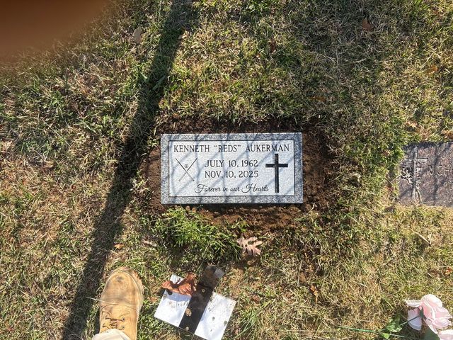 Flat & bevel marker made by Tri-State Monument Company
